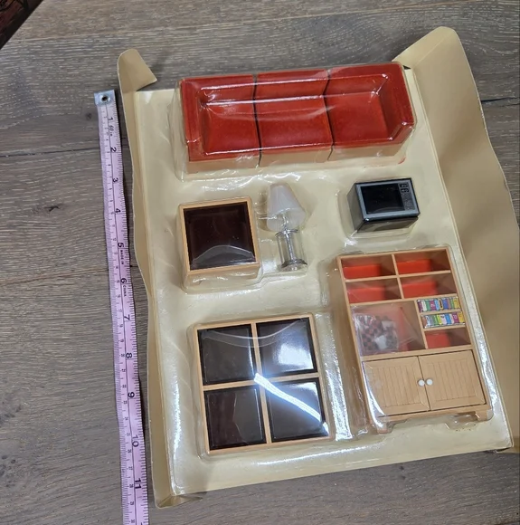 Vintage Tomy Smaller Homes Contemporary Miniature Living Room Furniture Set - Picture 7 of 16